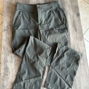 Athleta Trekkie Hike straight leg pant